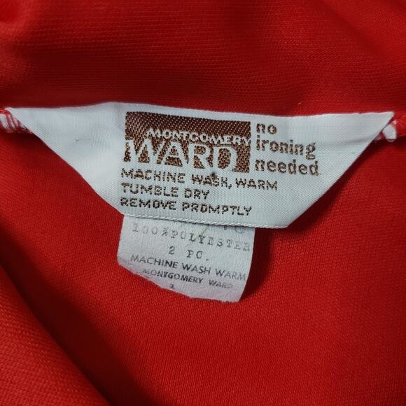 Vintage 70s Deadstock Red Montgomery Ward Bodysuit, size 17/18 - Picture 4 of 9